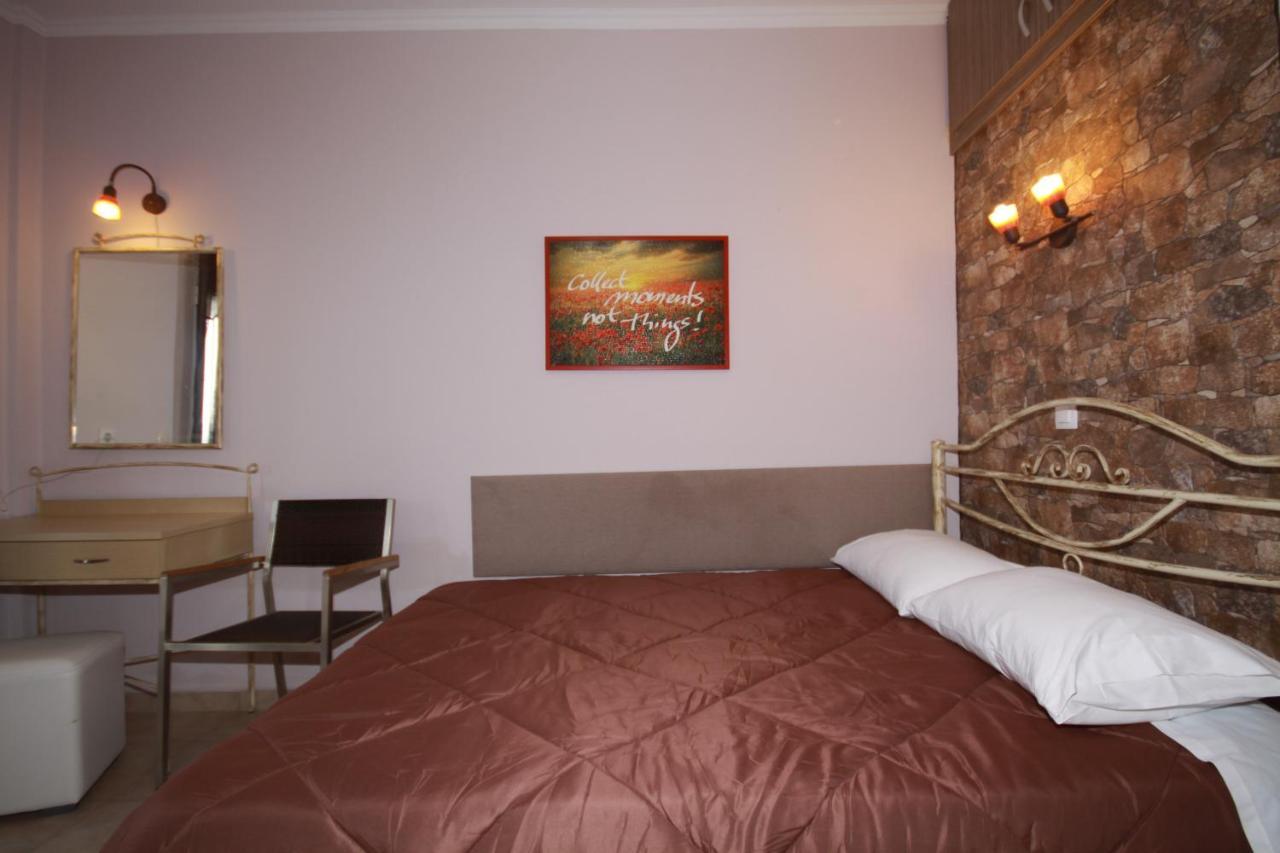 Zephyros Rooms Órmos Panajías Eksteriør bilde