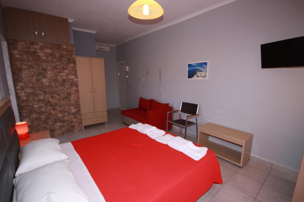 Zephyros Rooms Órmos Panajías Eksteriør bilde