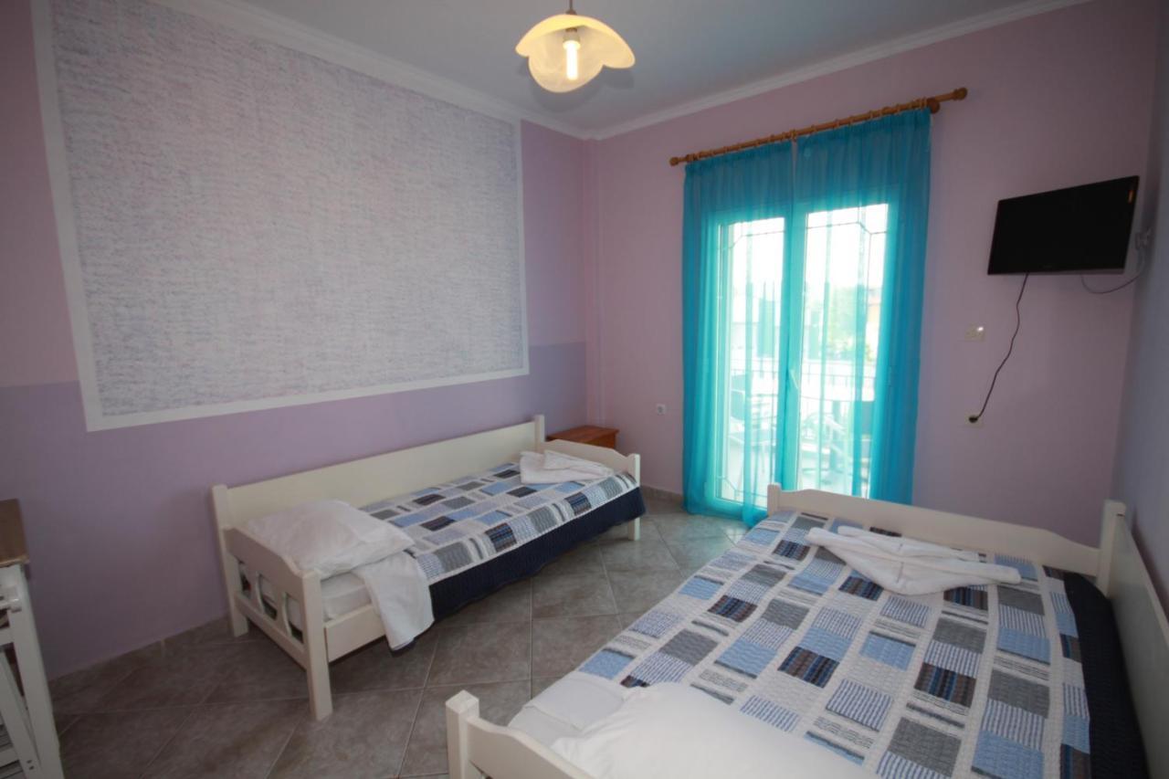 Zephyros Rooms Órmos Panajías Eksteriør bilde